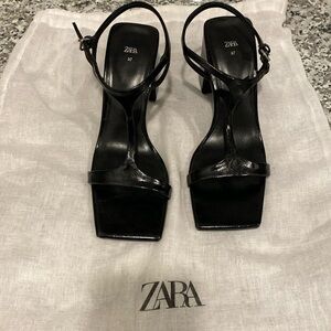 Zara Black Heel Sandals